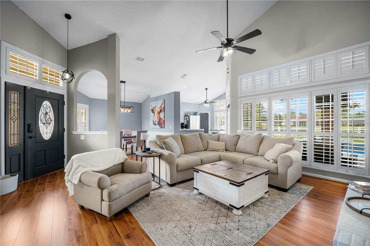 3729 CONSTANCIA DRIVE — photo 5 of 77