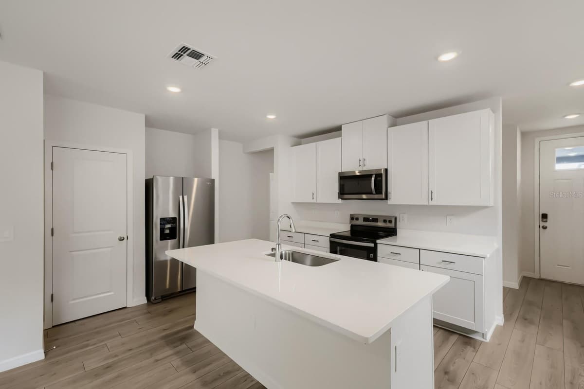 7436 MIA VINE DRIVE — photo 8 of 31