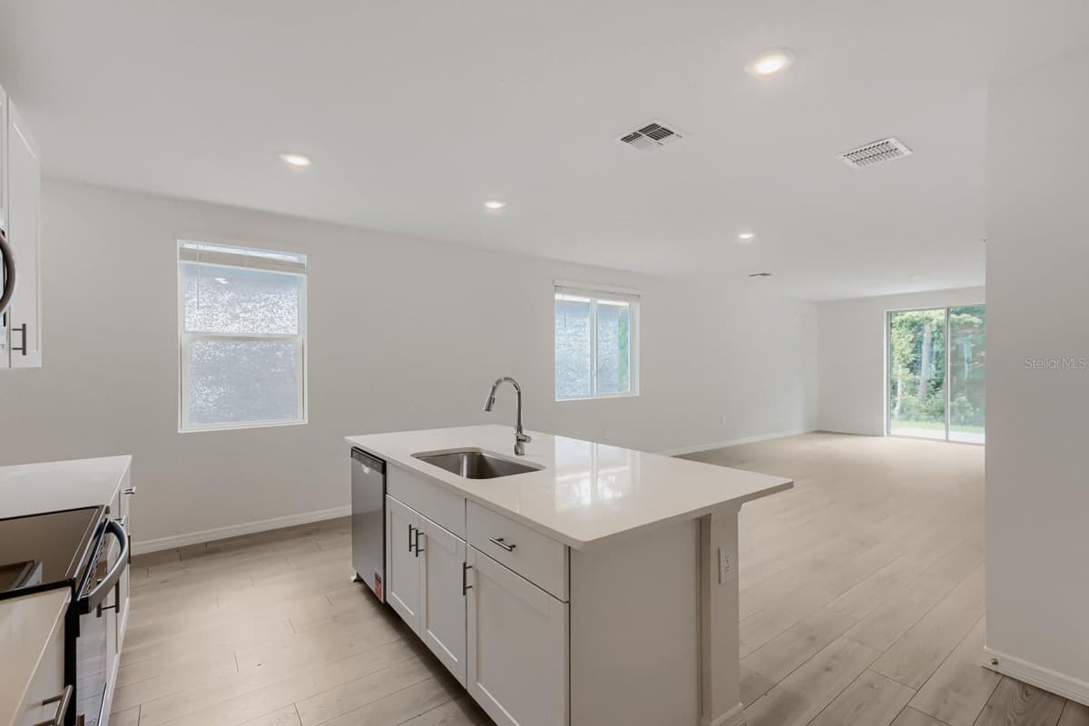 7436 MIA VINE DRIVE — photo 12 of 31