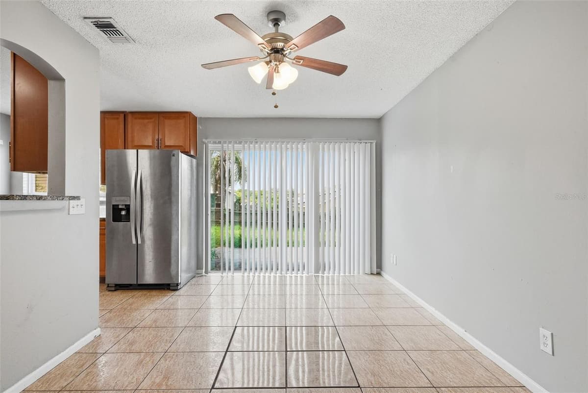 5734 GRAND CANYON DRIVE — photo 16 of 38