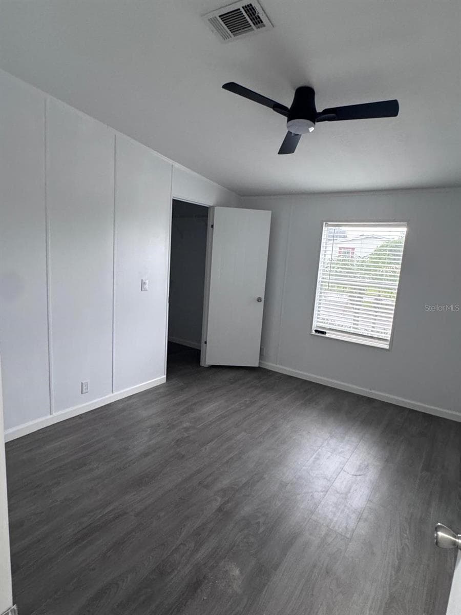 406 WINDMILL BLVD — photo 7 of 18