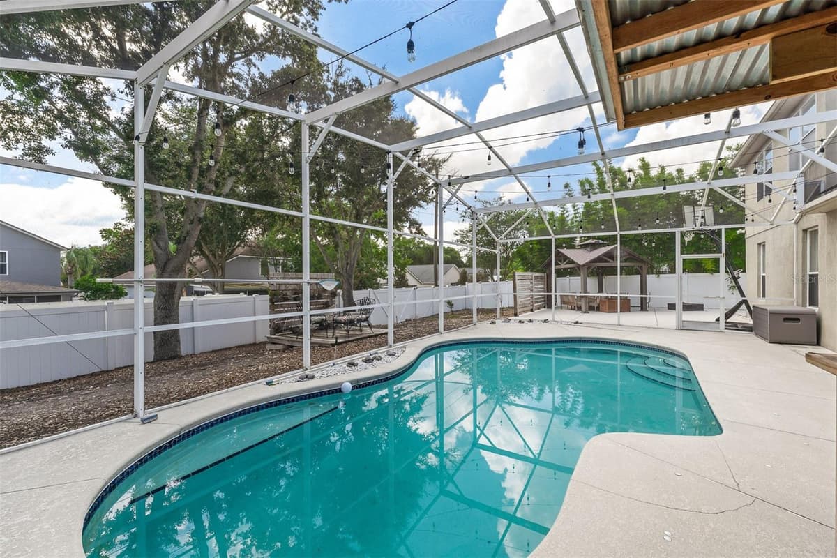 718 LITTLE HAMPTON LANE — photo 46 of 60