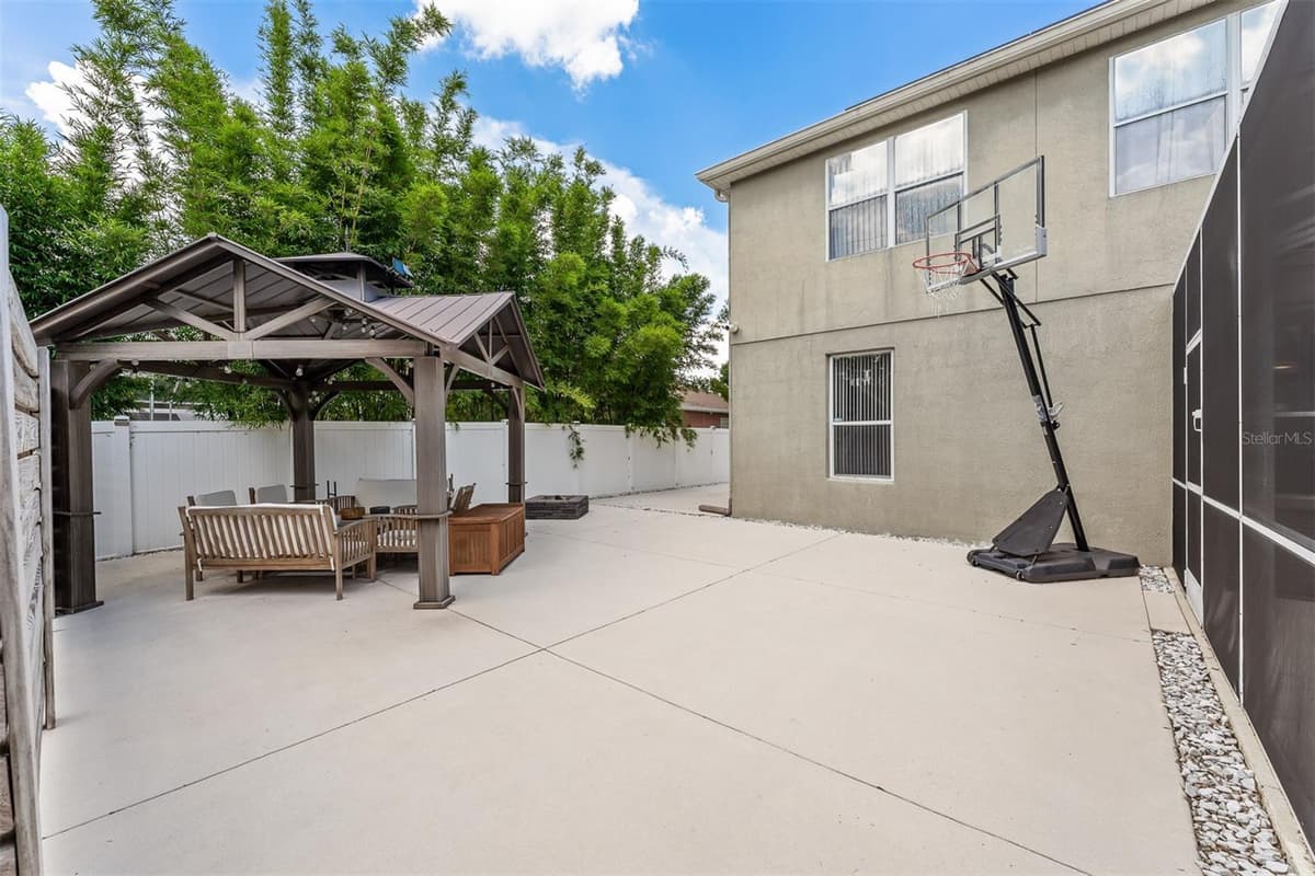 718 LITTLE HAMPTON LANE — photo 48 of 60