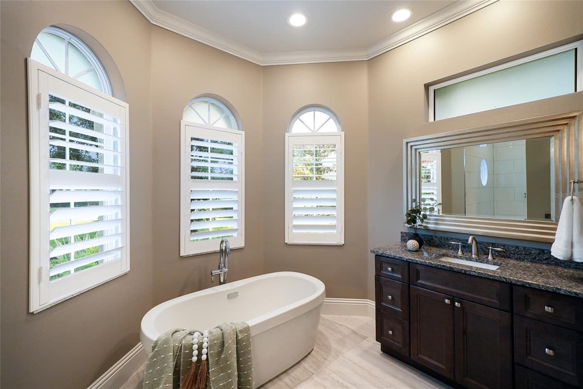8122 LONE TREE GLEN — photo 39 of 53