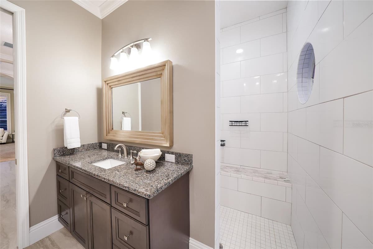 8122 LONE TREE GLEN — photo 36 of 53