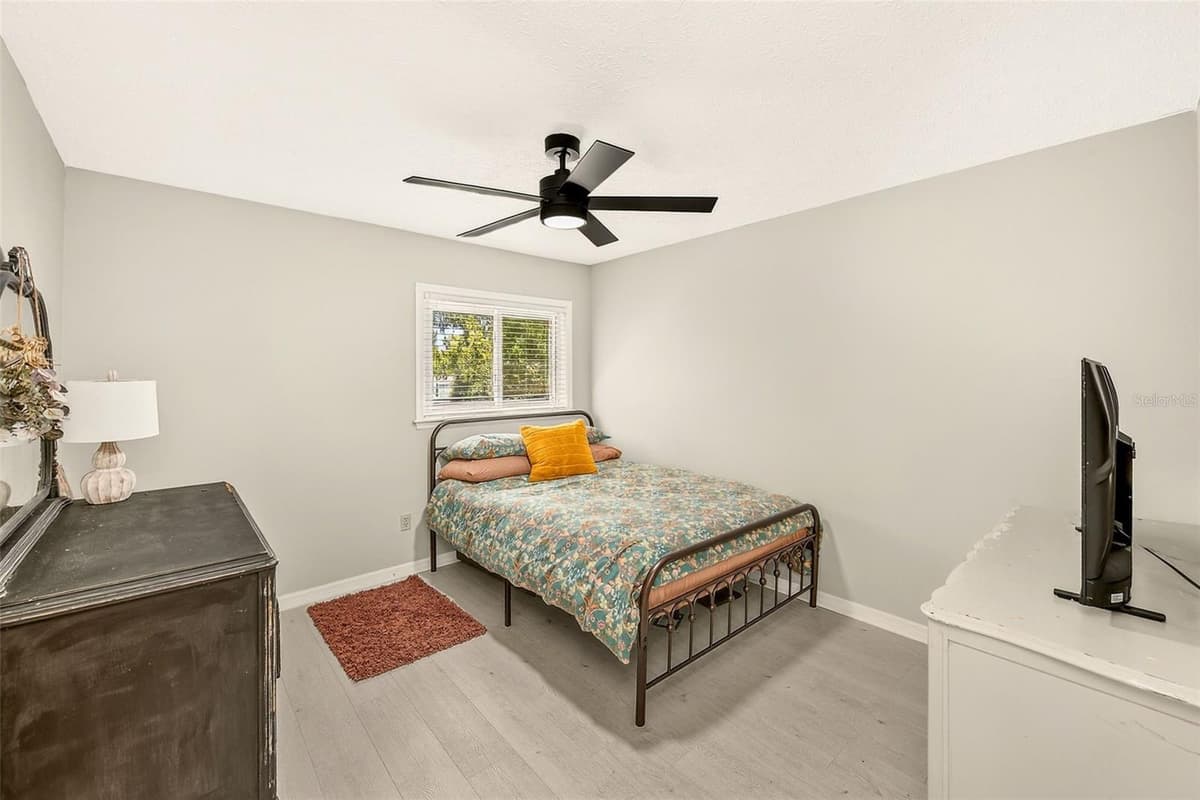 807 CENTERBROOK DRIVE — photo 44 of 97