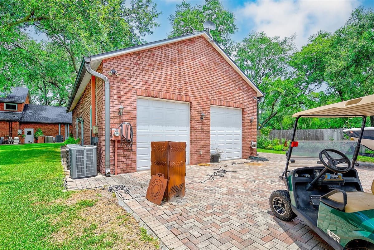 807 CENTERBROOK DRIVE — photo 90 of 97