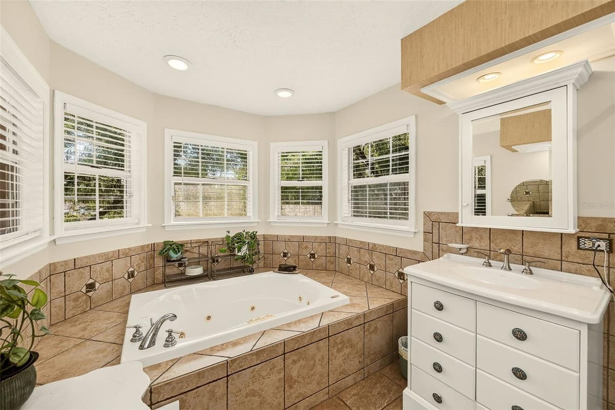 807 CENTERBROOK DRIVE — photo 36 of 97