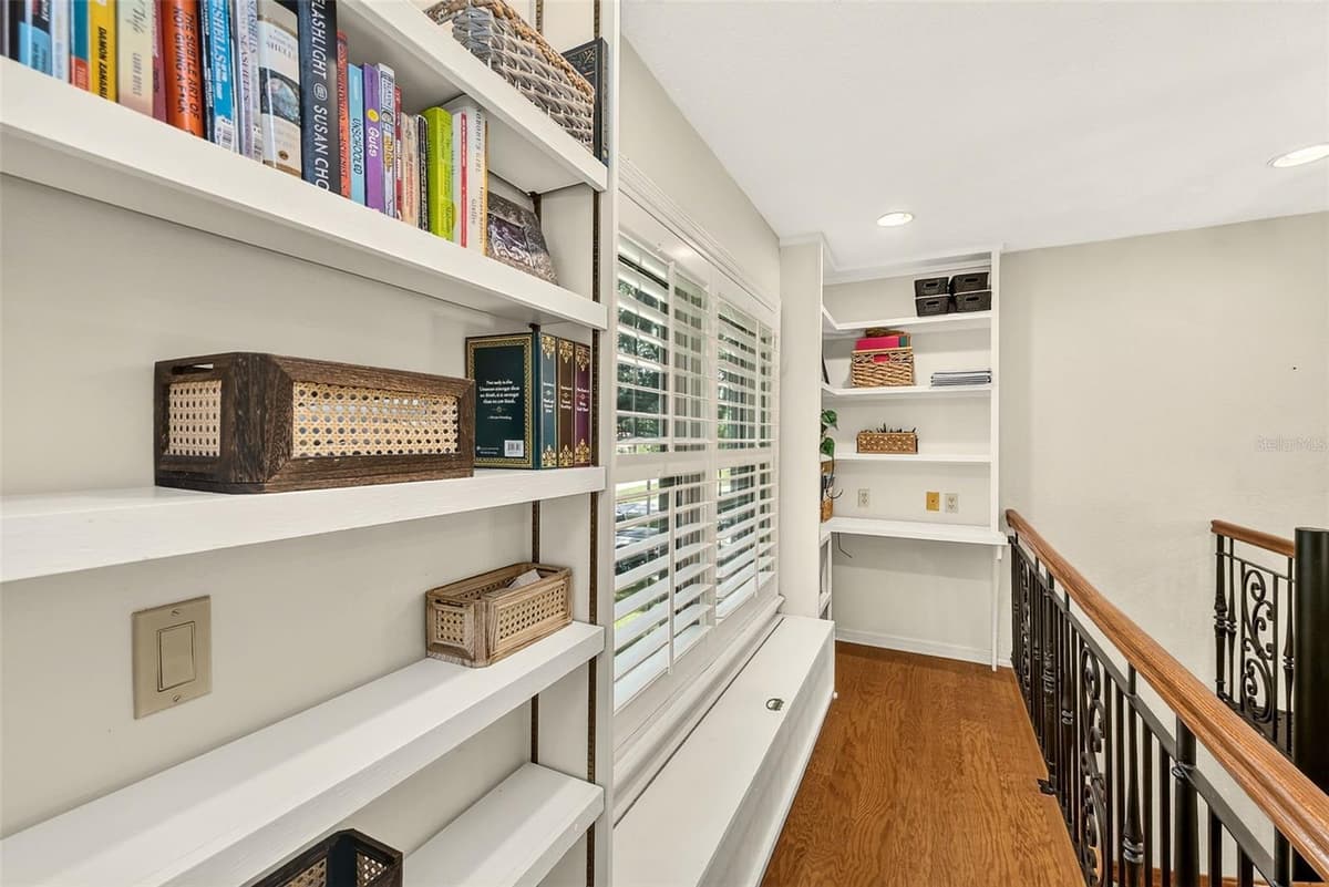 807 CENTERBROOK DRIVE — photo 33 of 97