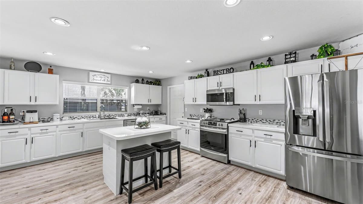 2855 BLACKWATER OAKS DRIVE — photo 9 of 58