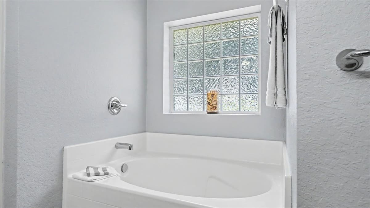 2855 BLACKWATER OAKS DRIVE — photo 24 of 58