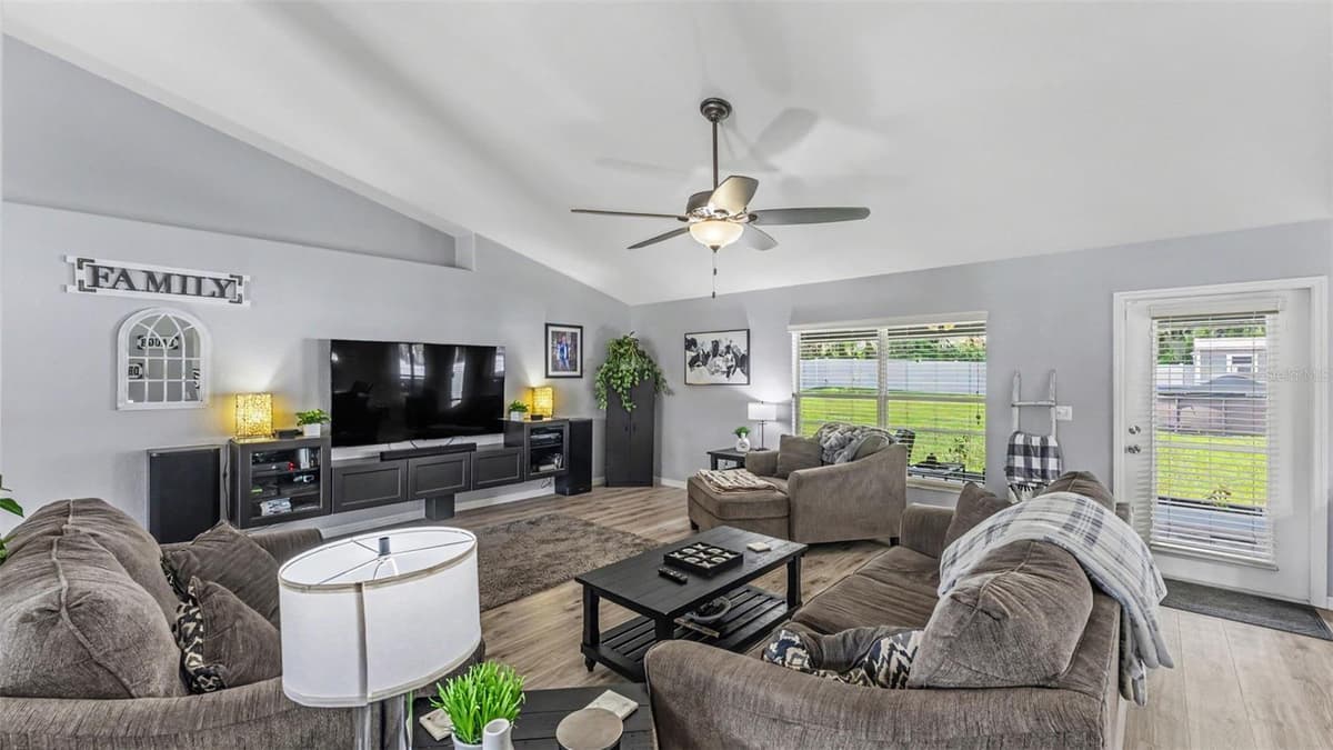 2855 BLACKWATER OAKS DRIVE — photo 4 of 58