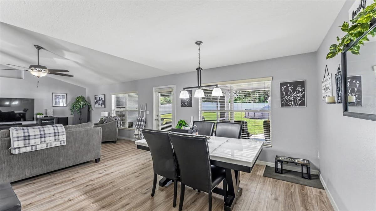 2855 BLACKWATER OAKS DRIVE — photo 16 of 58