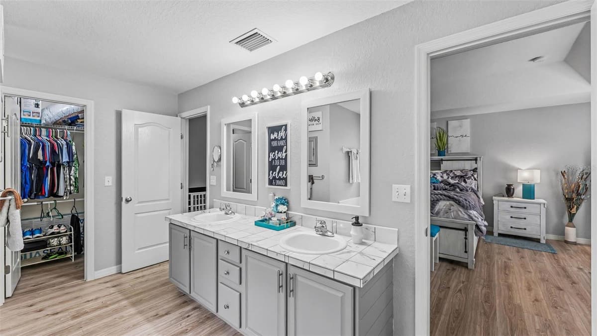 2855 BLACKWATER OAKS DRIVE — photo 22 of 58