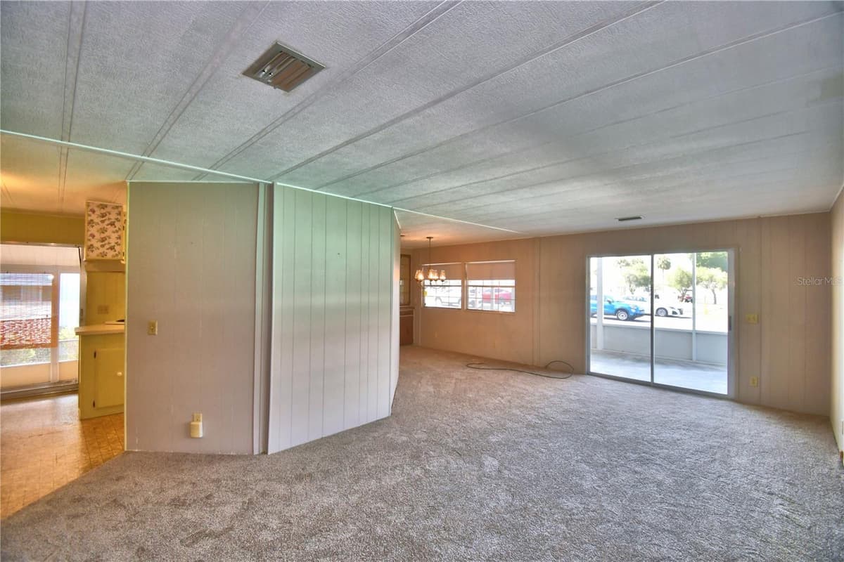 4027 ROLLING OAKS DRIVE — photo 23 of 64