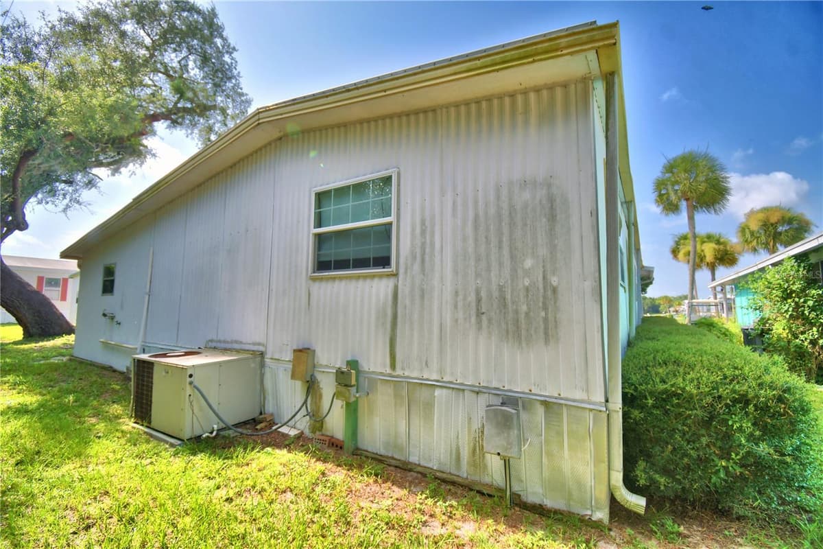 4027 ROLLING OAKS DRIVE — photo 44 of 64