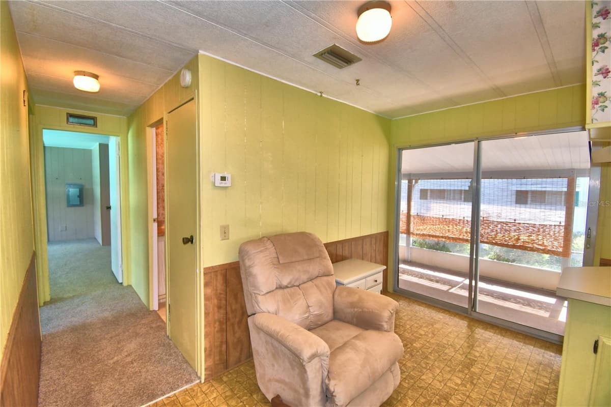 4027 ROLLING OAKS DRIVE — photo 12 of 64