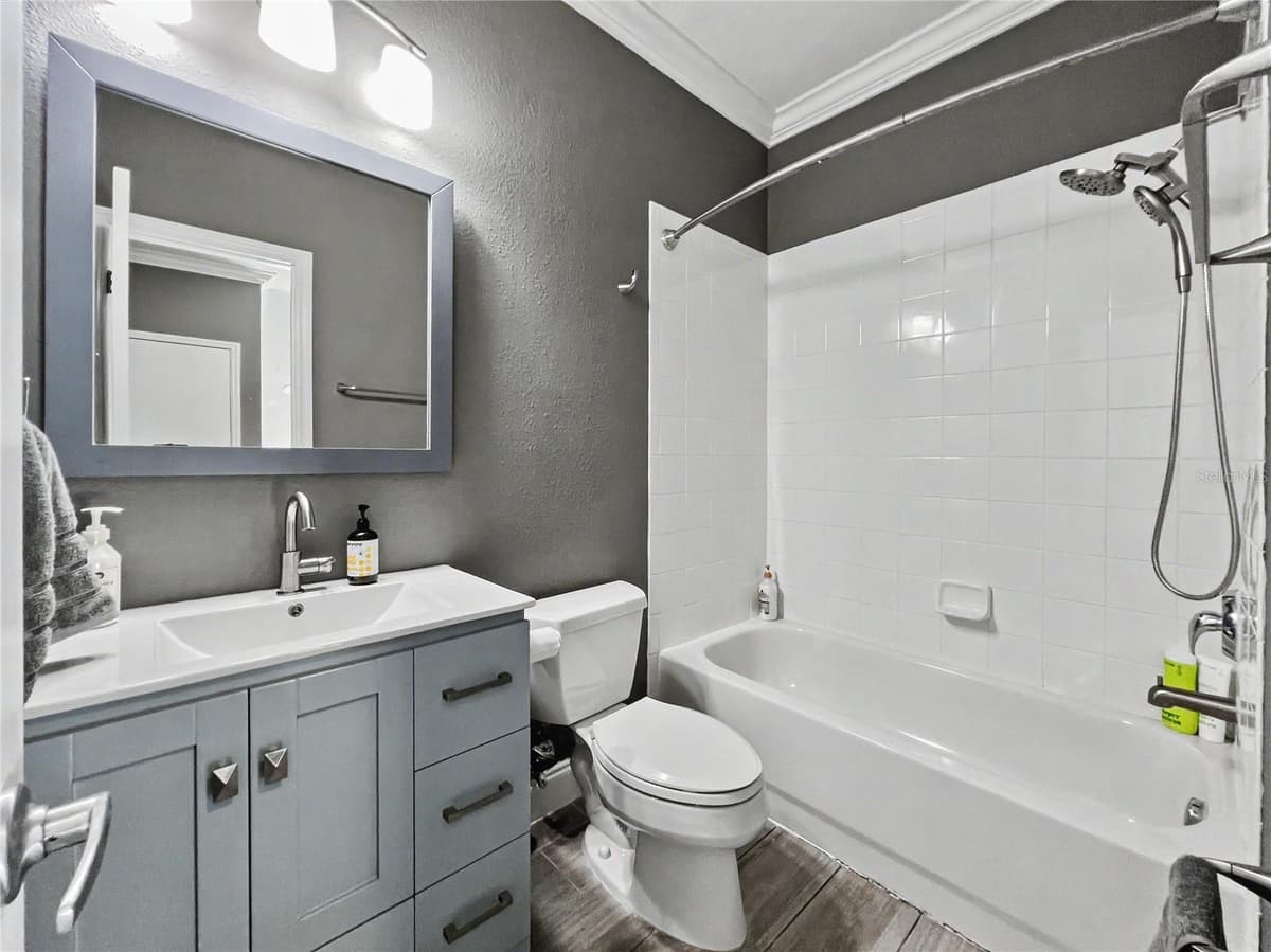 1006 SANDLACE COURT — photo 38 of 53