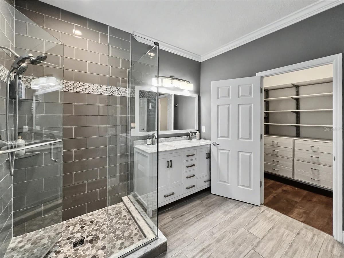 1006 SANDLACE COURT — photo 34 of 53