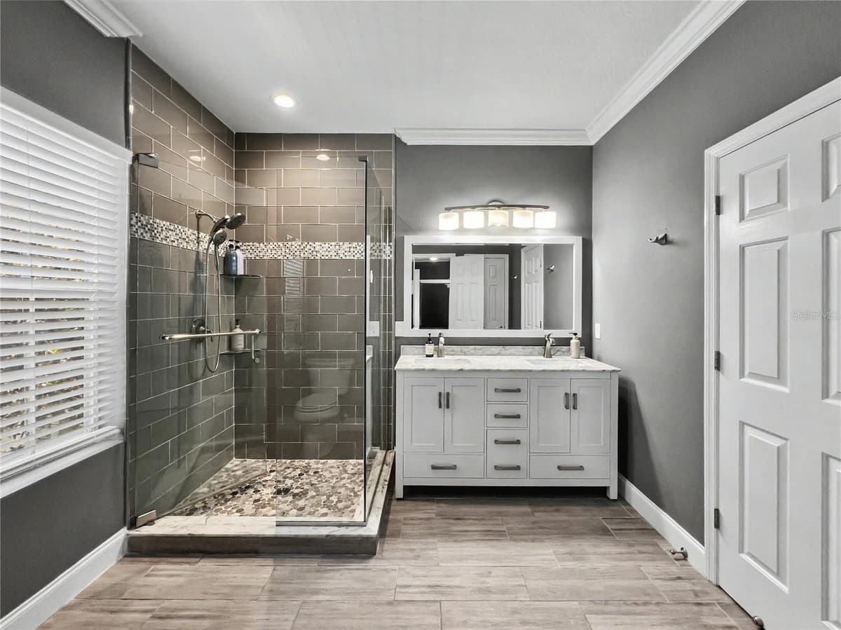 1006 SANDLACE COURT — photo 32 of 53