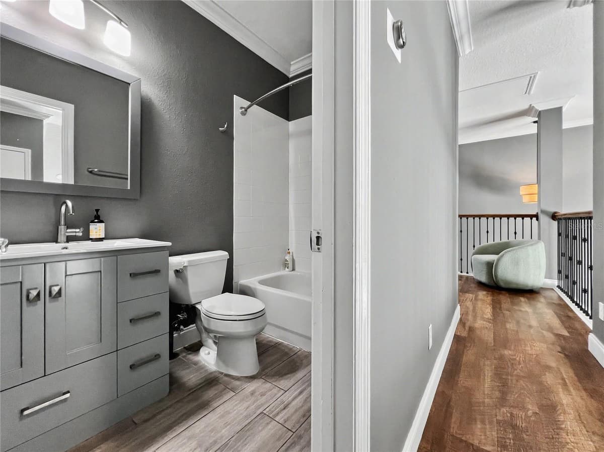 1006 SANDLACE COURT — photo 37 of 53