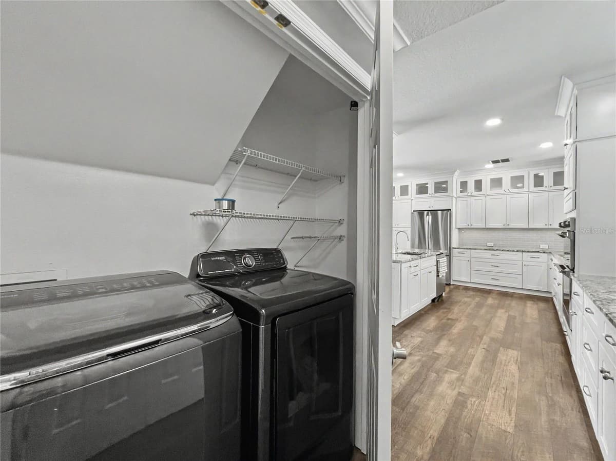 1006 SANDLACE COURT — photo 20 of 53