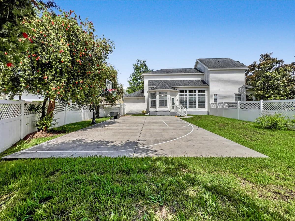 1006 SANDLACE COURT — photo 25 of 53