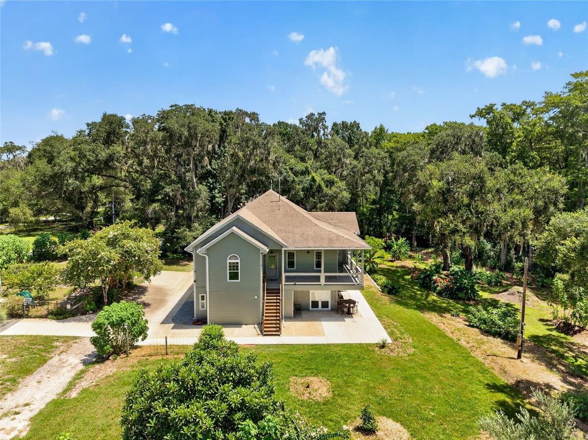 28211 MAGNON DRIVE — photo 13 of 91