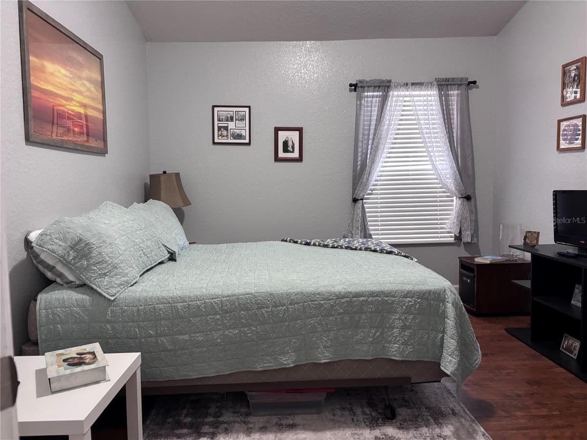 1121 LOYOLA COURT — photo 13 of 25