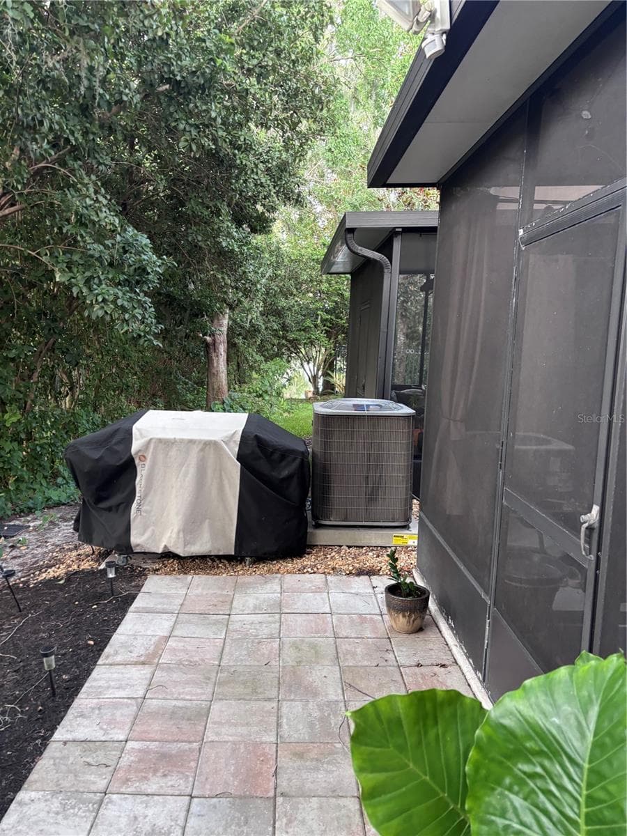 1121 LOYOLA COURT — photo 24 of 25