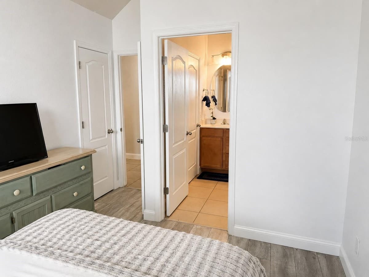 3447 GRETCHEN DRIVE — photo 18 of 59