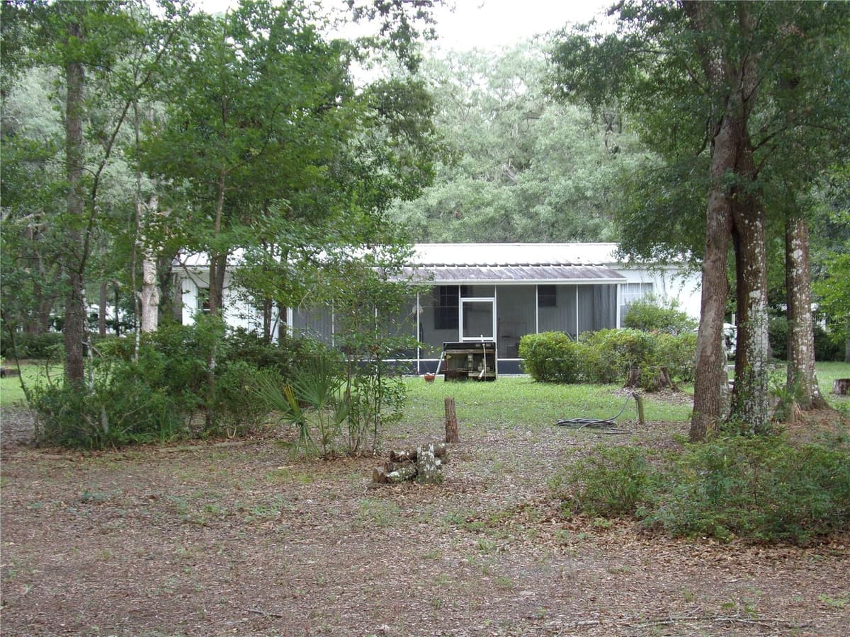 12199 44TH DRIVE — photo 15 of 54