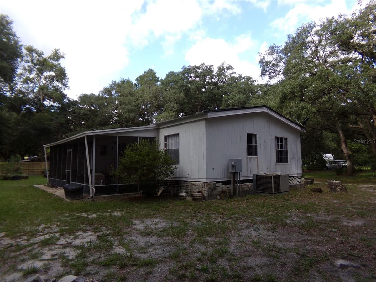 12199 44TH DRIVE — photo 4 of 54