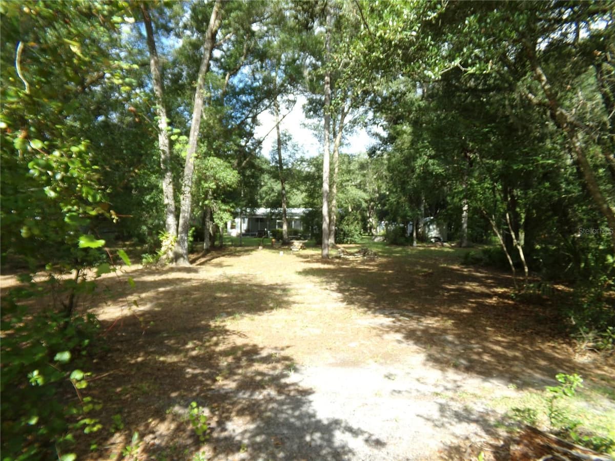 12199 44TH DRIVE — photo 13 of 54