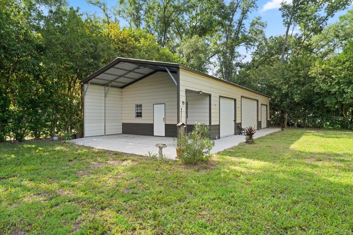 7651 LAKE ANDREA CIRCLE — photo 57 of 76