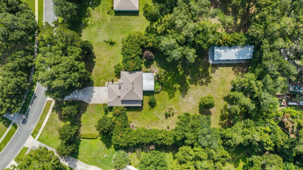 7651 LAKE ANDREA CIRCLE — photo 70 of 76