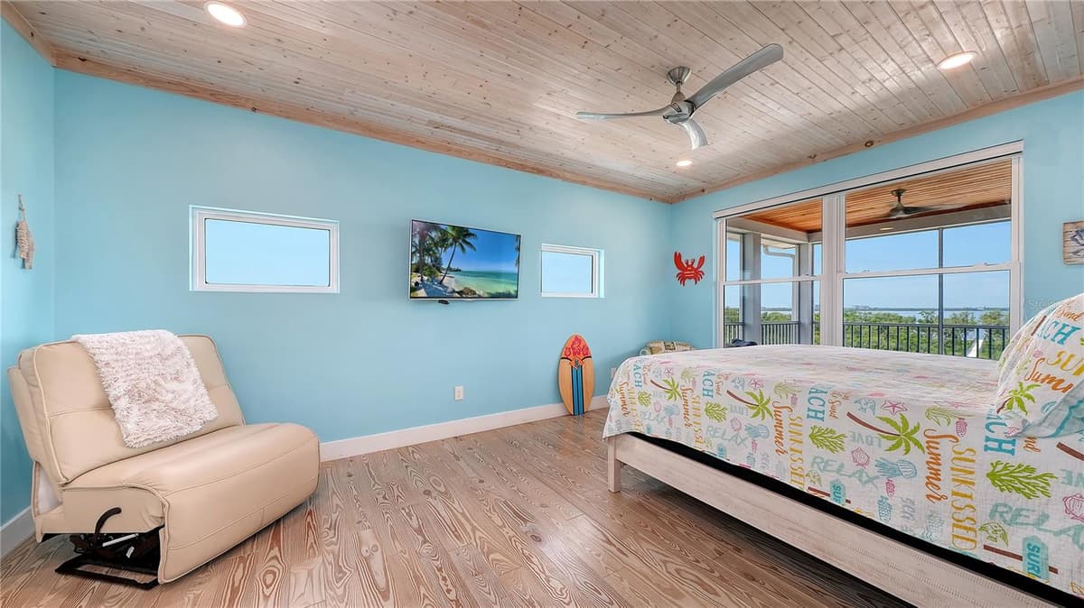 180 HORSESHOE LOOP ROAD — photo 35 of 45