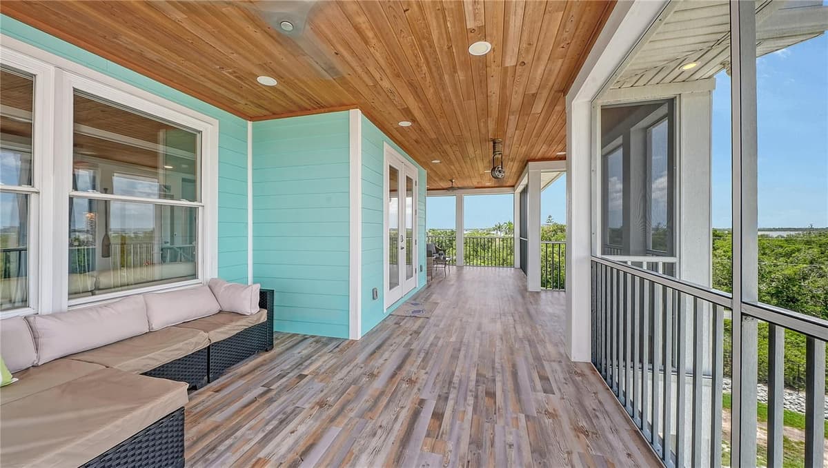 180 HORSESHOE LOOP ROAD — photo 15 of 45