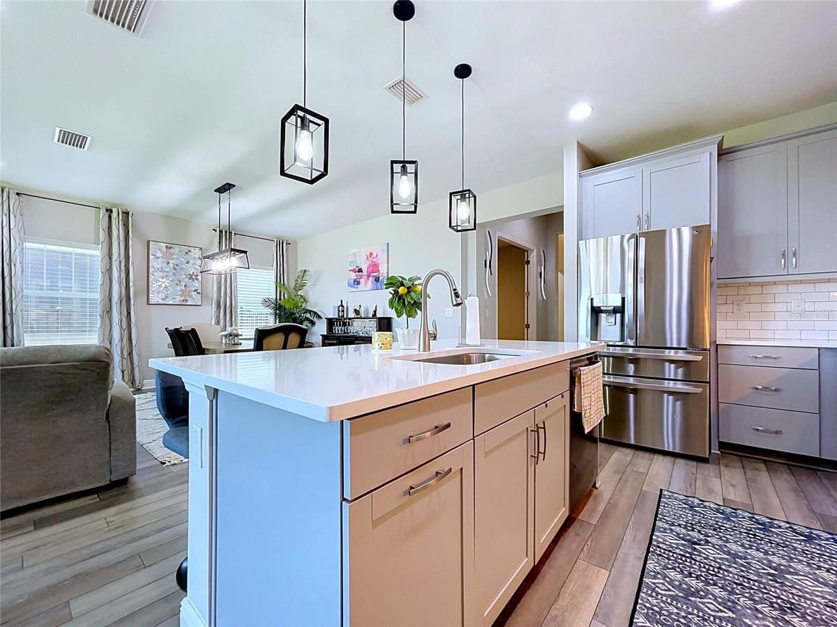 6290 ROADSTEAD COURT — photo 16 of 88