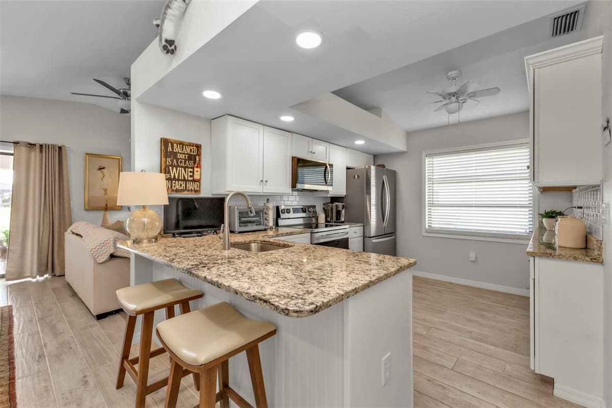 26075 SALONIKA LANE — photo 7 of 37