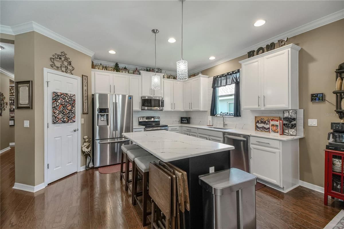 2580 PLUMADORE DRIVE — photo 34 of 74
