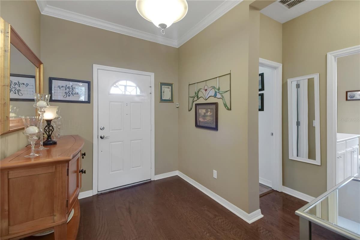 2580 PLUMADORE DRIVE — photo 4 of 74