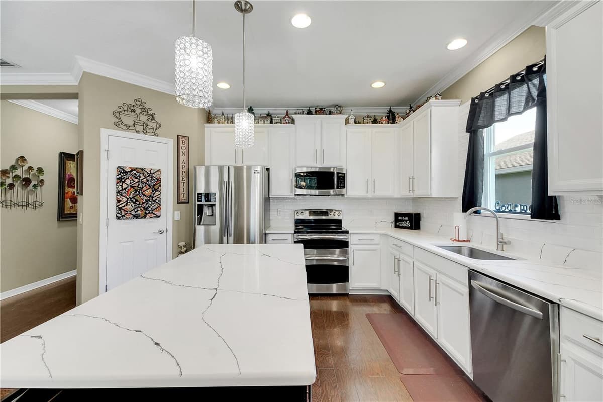 2580 PLUMADORE DRIVE — photo 41 of 74