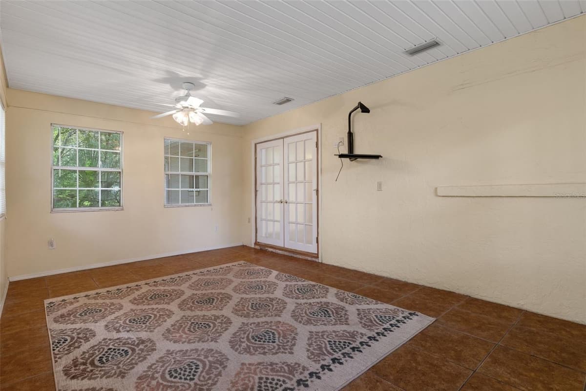 5931 BROOKGREEN DRIVE — photo 29 of 44
