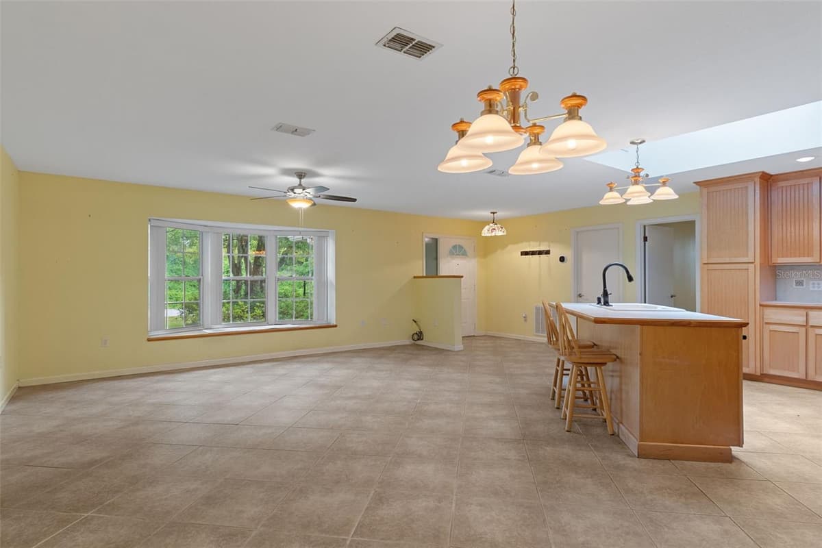 5931 BROOKGREEN DRIVE — photo 11 of 44