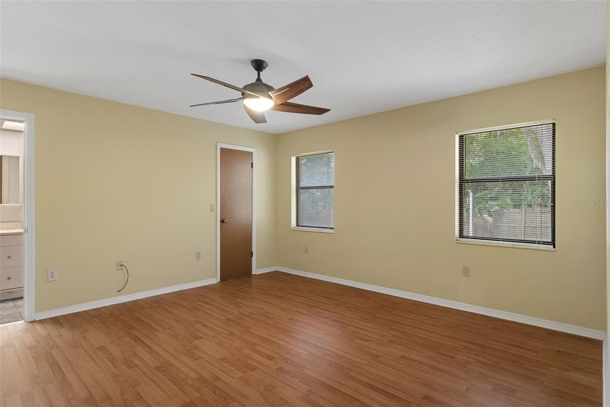 5931 BROOKGREEN DRIVE — photo 17 of 44