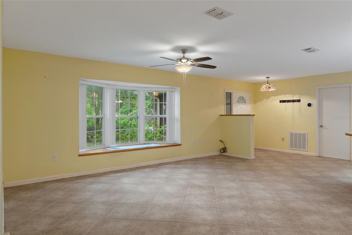 5931 BROOKGREEN DRIVE — photo 10 of 44