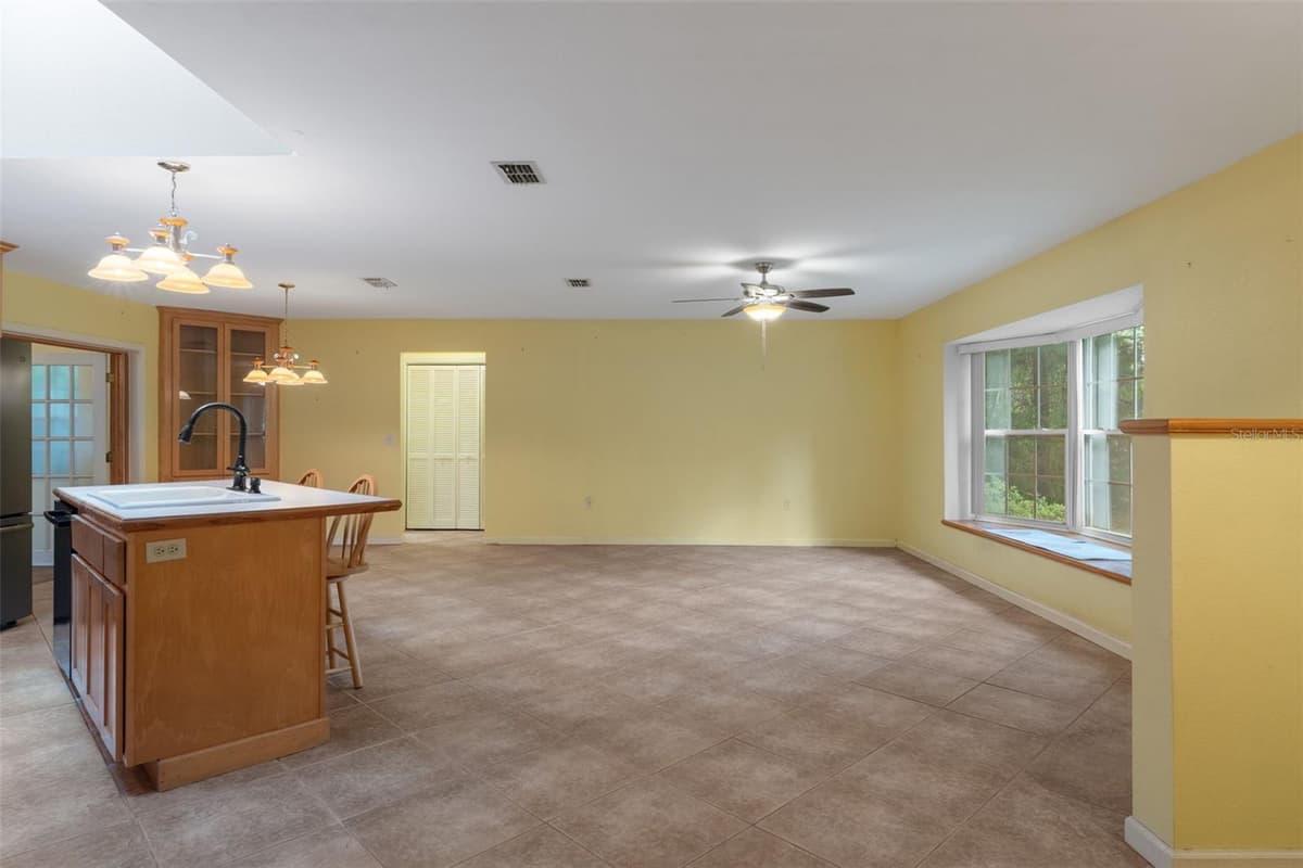 5931 BROOKGREEN DRIVE — photo 7 of 44