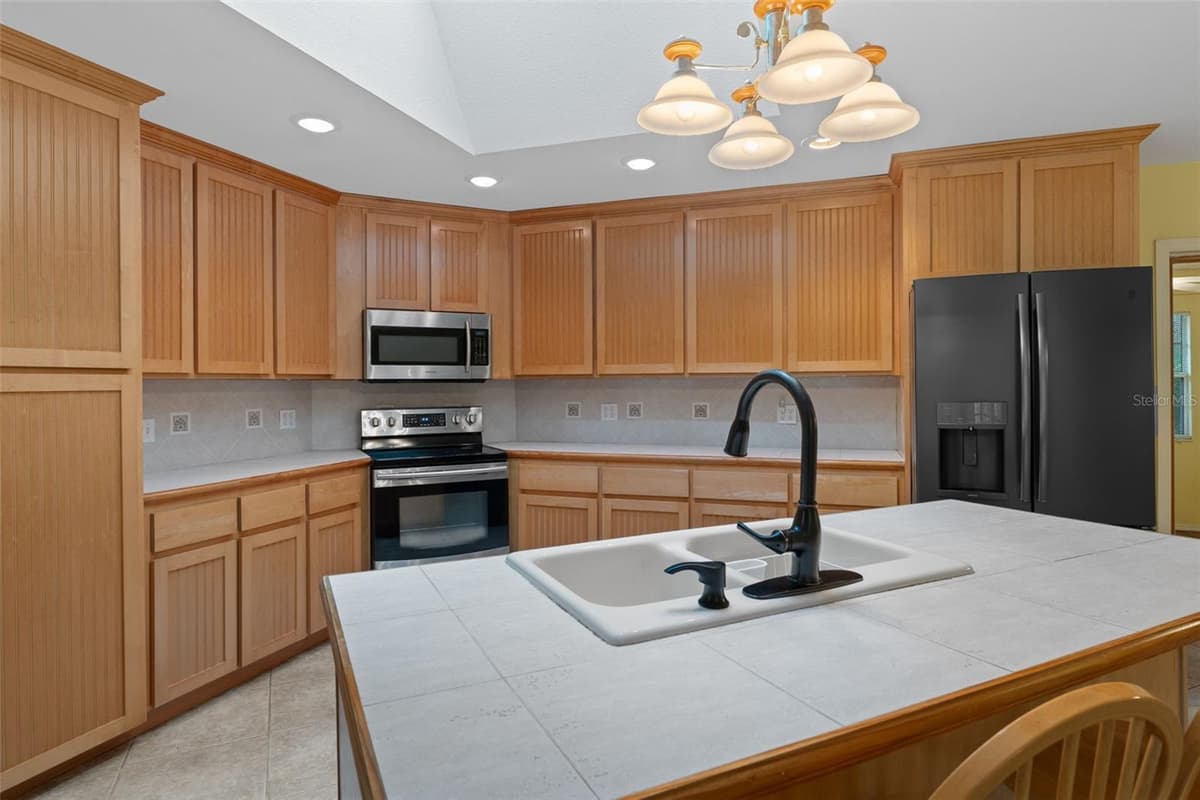 5931 BROOKGREEN DRIVE — photo 13 of 44