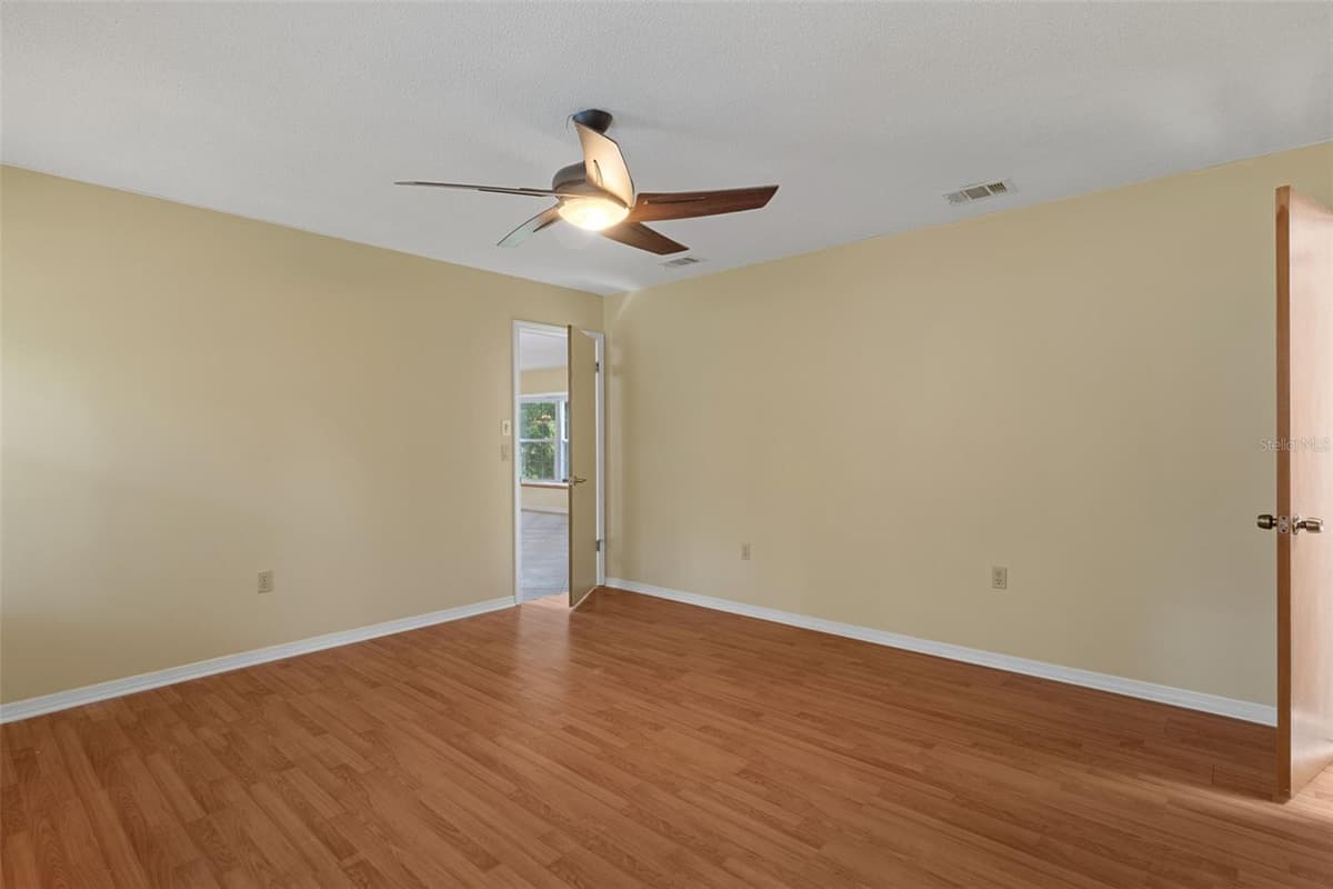 5931 BROOKGREEN DRIVE — photo 19 of 44